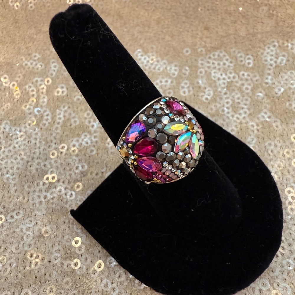 NWT Gorgeous Austrian Crystal / 925 Silver Size 8.5 ring from Mosaico - Picture 7 of 10